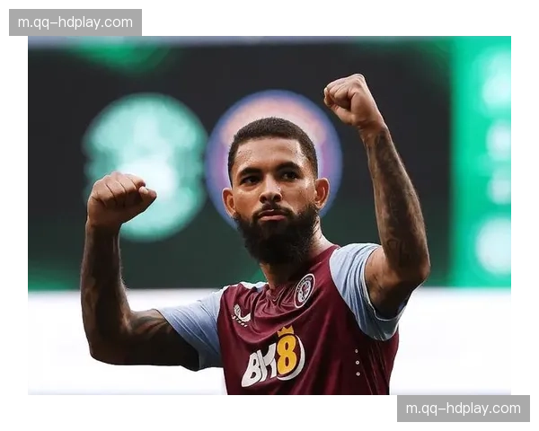 阿斯顿维拉由守转攻效率关键，路易斯与罗杰斯中场轮换搭档